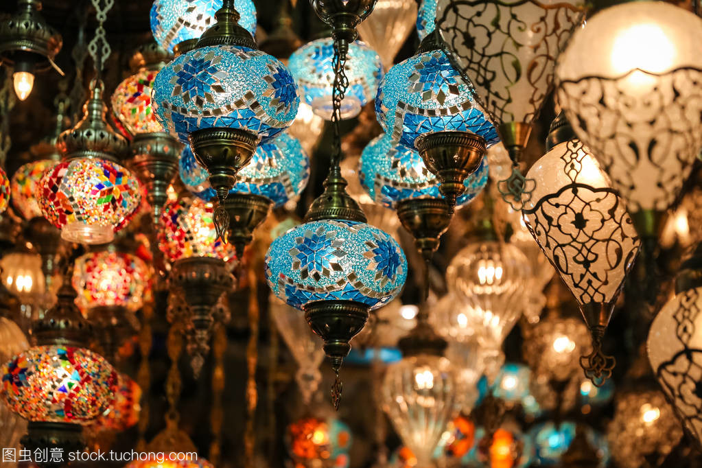 多彩的土耳其燈飾 光影交織的藝術篇章